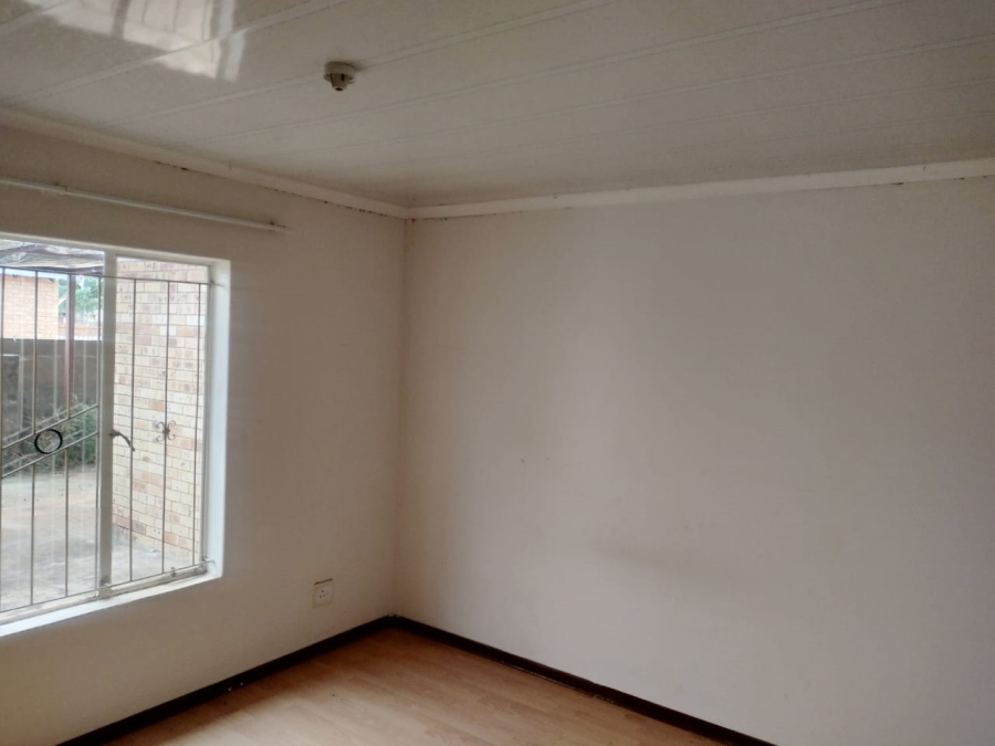 4 Bedroom Property for Sale in Mandela View Free State